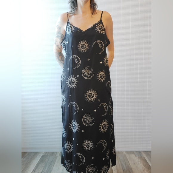 Celestial Sun Moon Star Print Midi Dress Large Goth Witch Fairy Zodiac Astrology - Picture 2 of 13